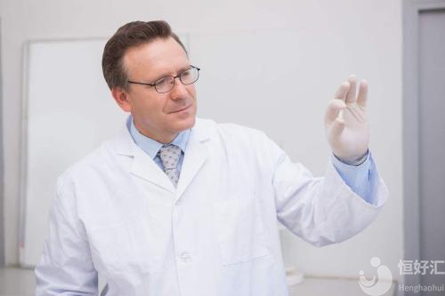 試管嬰兒治療期間男性是閑著的嗎？