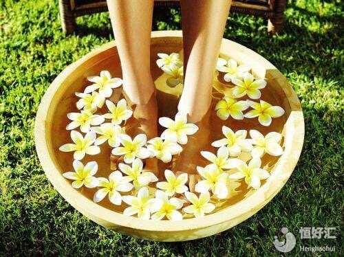 做試管嬰兒時，泡腳有什么作用？