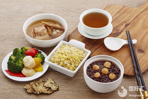 “月子餐”這樣搭配，助你快速恢復(fù)