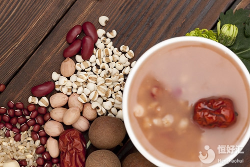 產(chǎn)后科學(xué)補(bǔ)血可以這樣做，快速恢復(fù)產(chǎn)前模樣！